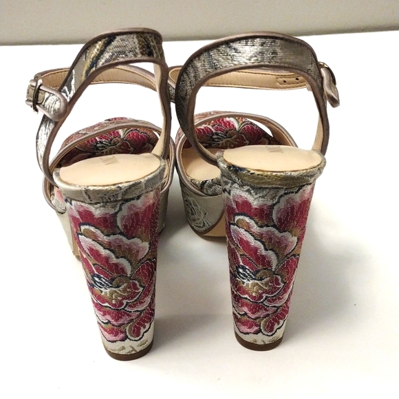 Nine West Heels size 6 - Picture 4 of 8